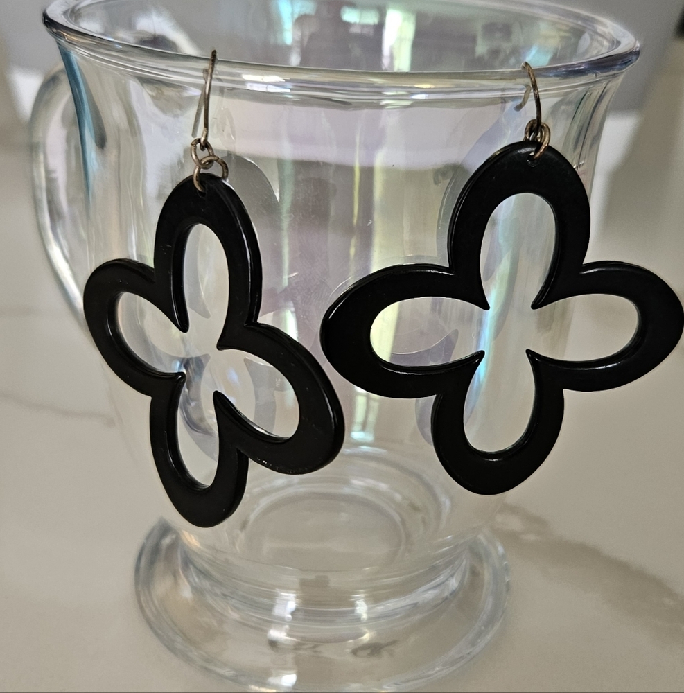 Elegant Brown Earrings